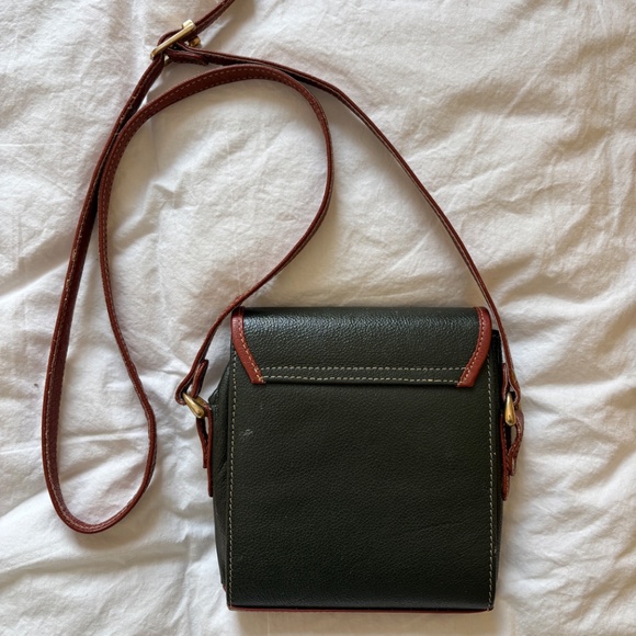 Vintage Dooney & Bourke Small Crossbody – Hunter Green & Chestnut Leather - Picture 2 of 5
